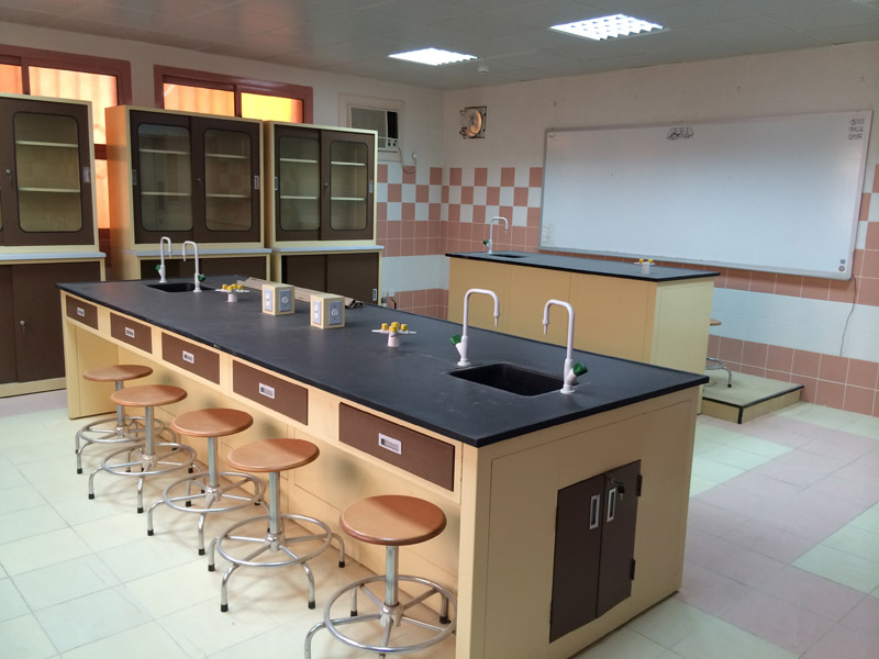 image 1 0f 15