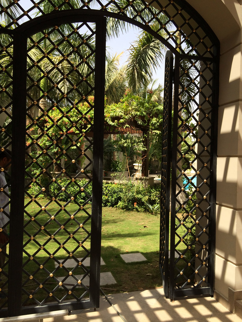 image 1 0f 15